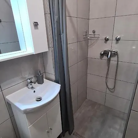 Heder Apartmán Balatonfenyves